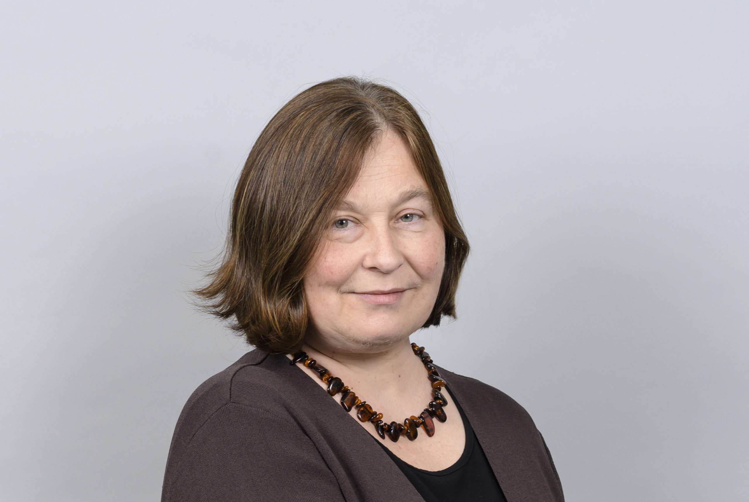 Portrait of Sylvia Monsheimer, interviewed about additive manufacturing at Evonik