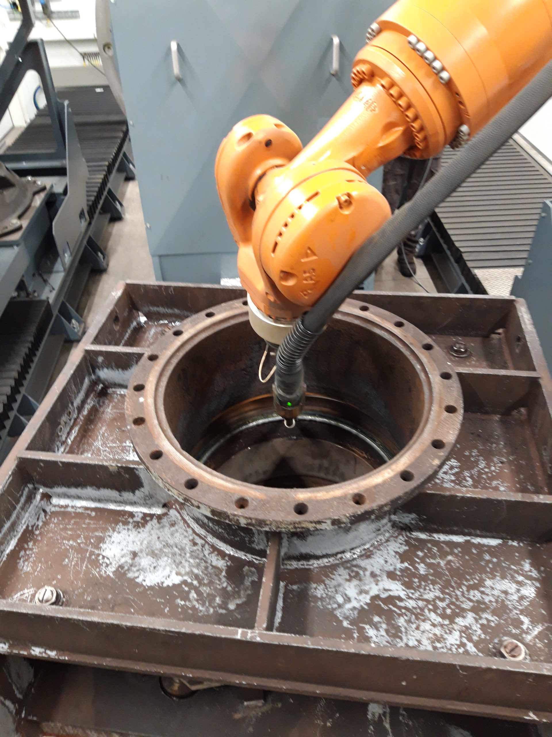Robotic wire-arc repair of a large part