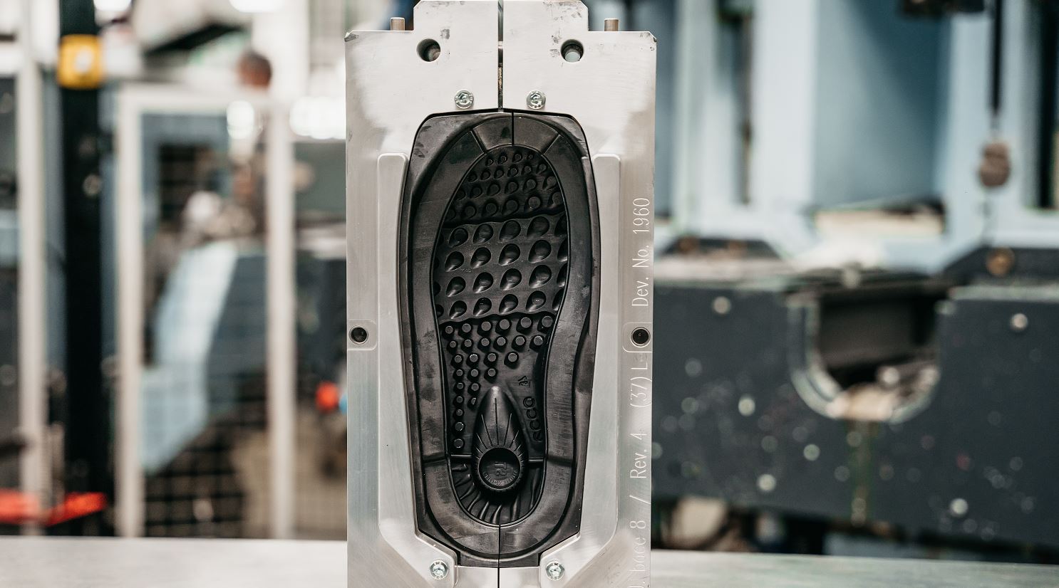 ægteskab Diplomatiske spørgsmål region ECCO explores Stratasys Origin One® 3D printing for Footwear Manufacturing  - 3D ADEPT MEDIA