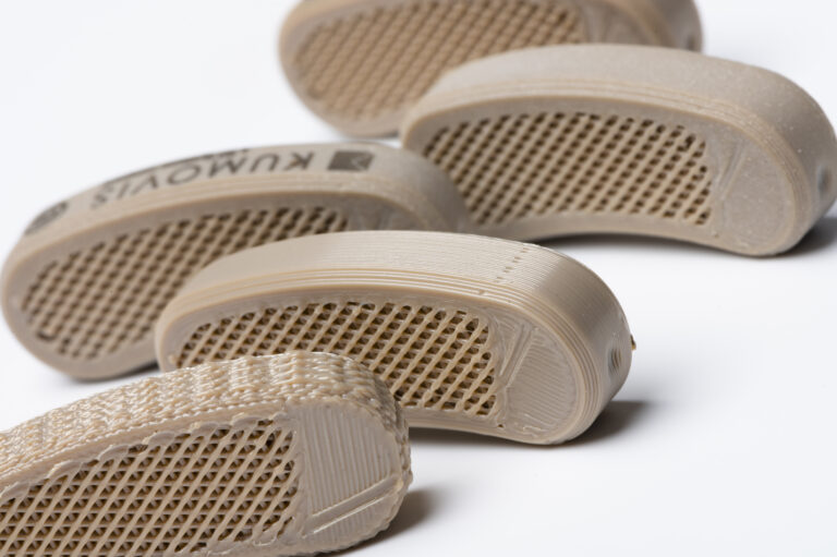 Examples of porous parts presented by Evonik