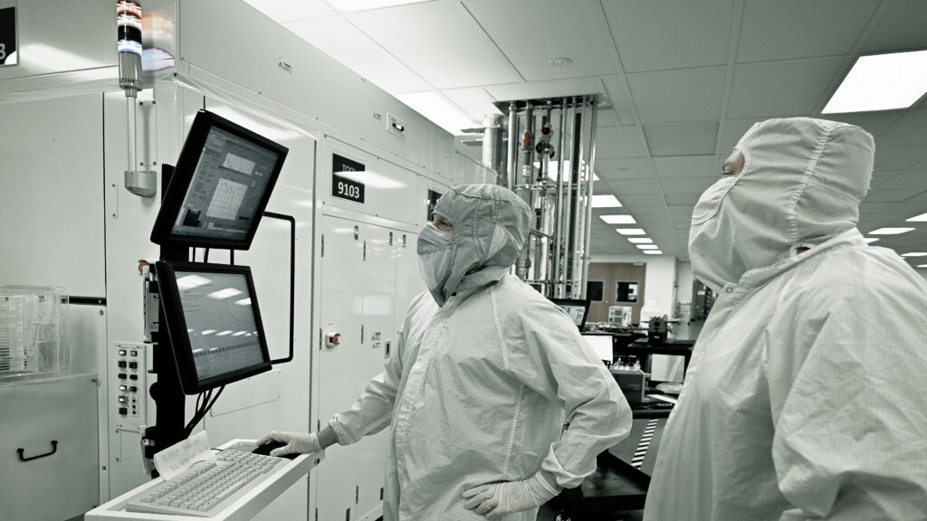 Applications de la fabrication additive aux équipements pour semi-conducteurs