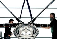 With this technology, the number of parts in a fuselage can be reduced by at least a factor of 100, replacing traditional riveted machine parts with organic, interwoven structures.