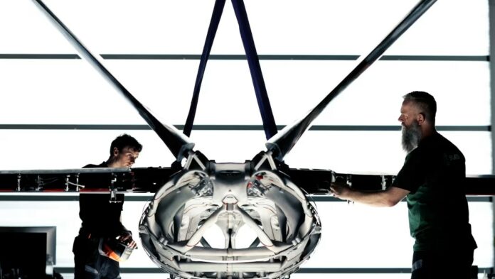 With this technology, the number of parts in a fuselage can be reduced by at least a factor of 100, replacing traditional riveted machine parts with organic, interwoven structures.