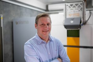 Portrait de David Menzies d’Additive Assurance