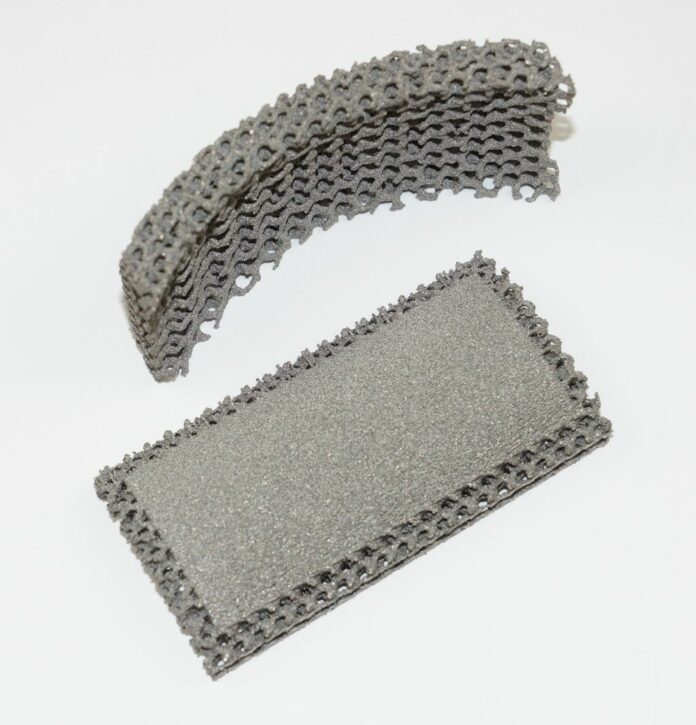 V480 plates with nucleation net surrounding_Web