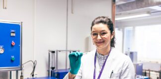 PDH Researcher - woman