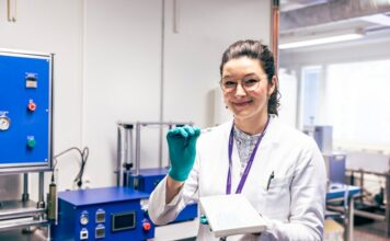 PDH Researcher - woman