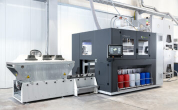 X1_Machine_S-Print-Pro_Sidewards-jobbox-with-parts_IMG-0200_72dpi_2