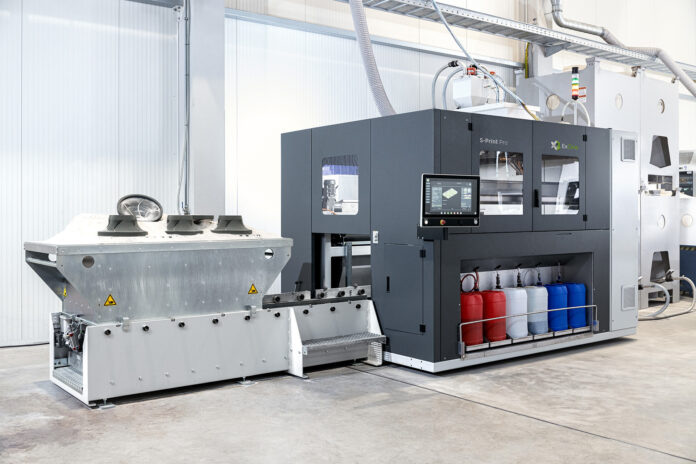 X1_Machine_S-Print-Pro_Sidewards-jobbox-with-parts_IMG-0200_72dpi_2