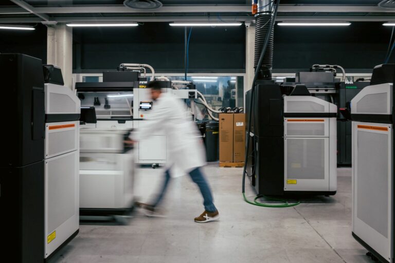 Production workshop equipped with HP additive manufacturing systems.
