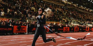 Nike imprime en 3D des générateurs de vortex pour la combinaison de Keely Hodgkinson Keely Hodgkinson, wearing her one-of-one Nike speed suit, won the 800m race in a time of 1:56.40 at the Athlos London meet on Friday, September 18.