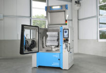Automated depowdering system SFM-AT850 Credit: Solukon -