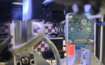 © Fraunhofer IMWS As part of the project, an optical measurement and evaluation system for 3D printing nozzles was developed.